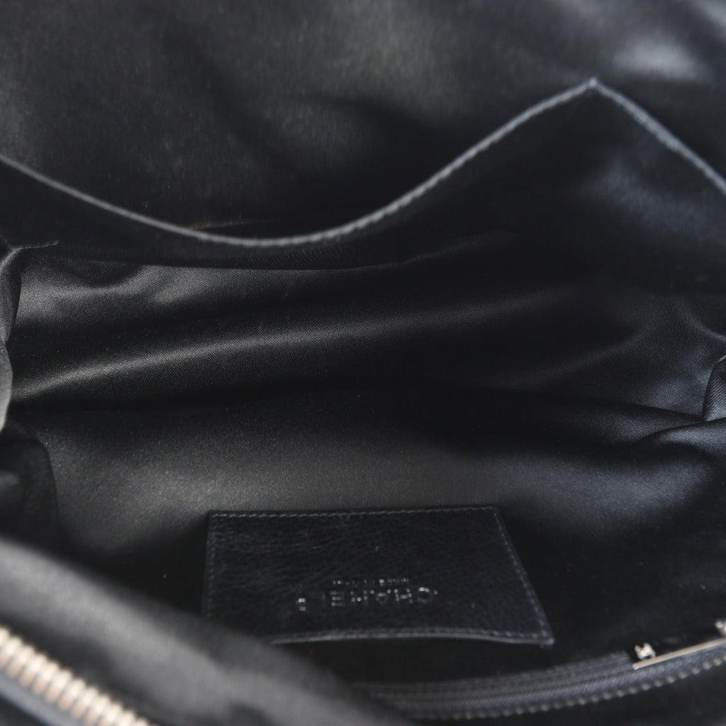Chanel On The Road Hobo