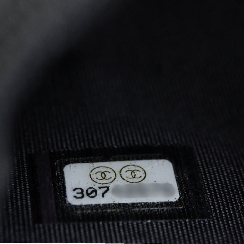Chanel 19 Wallet On Chain