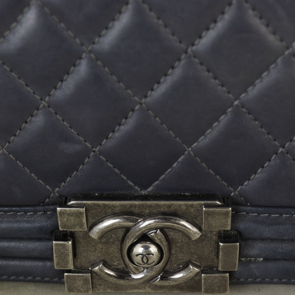 Chanel Boy Old Medium