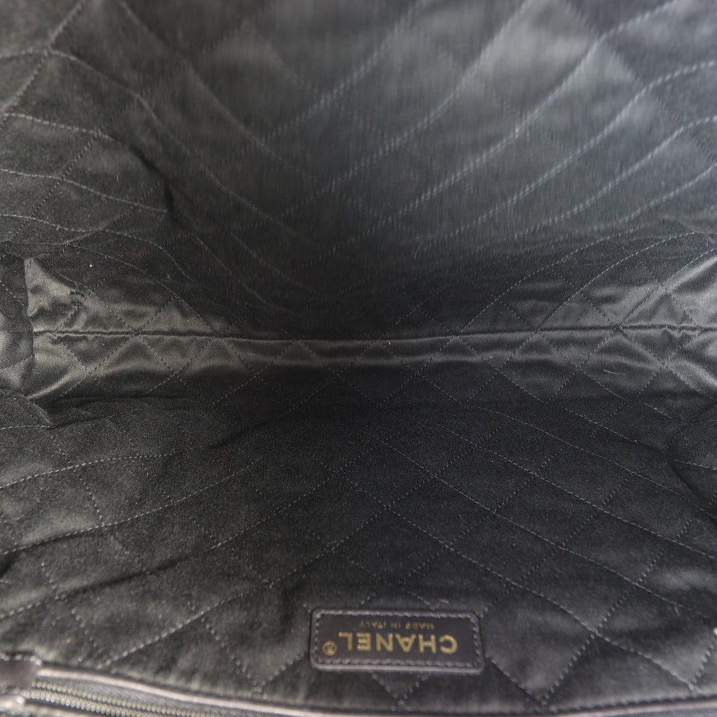 Chanel 22 Hobo Medium
