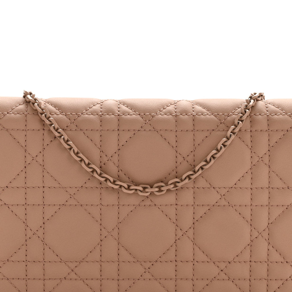 Ultra Matte Calfskin Cannage Lady Dior Clutch Fard