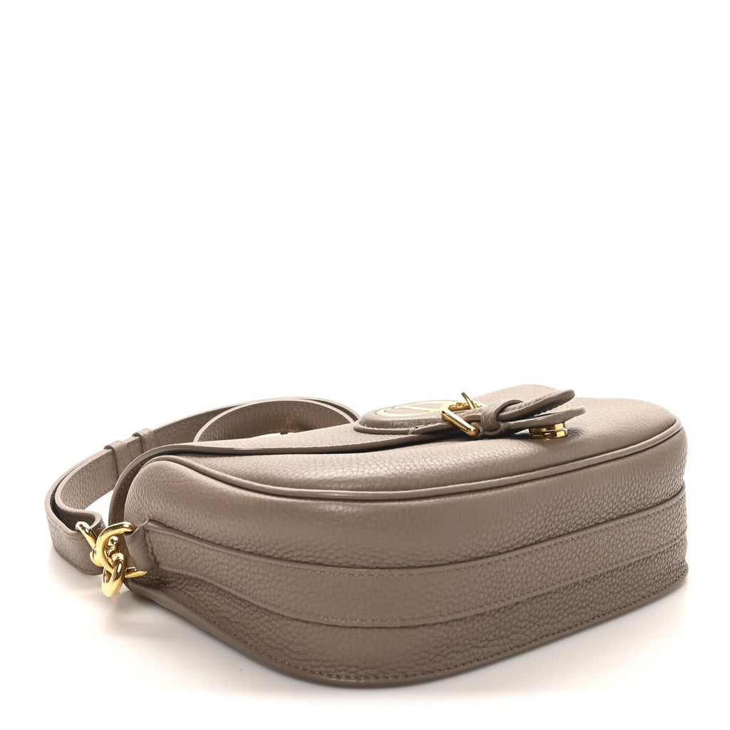 Grained Calfskin Medium Bobby Flap Warm Taupe
