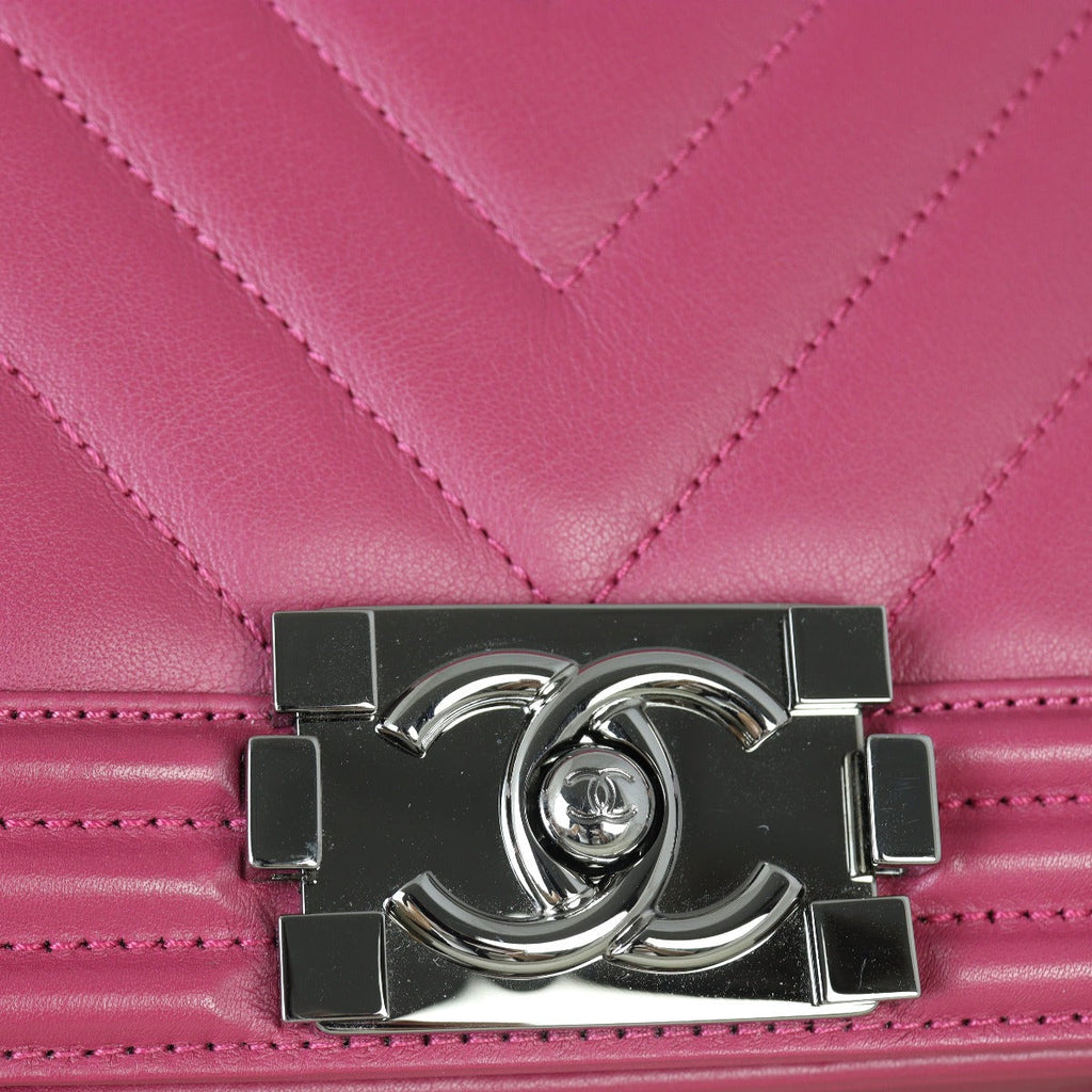 Chanel Boy Old Medium Chevron