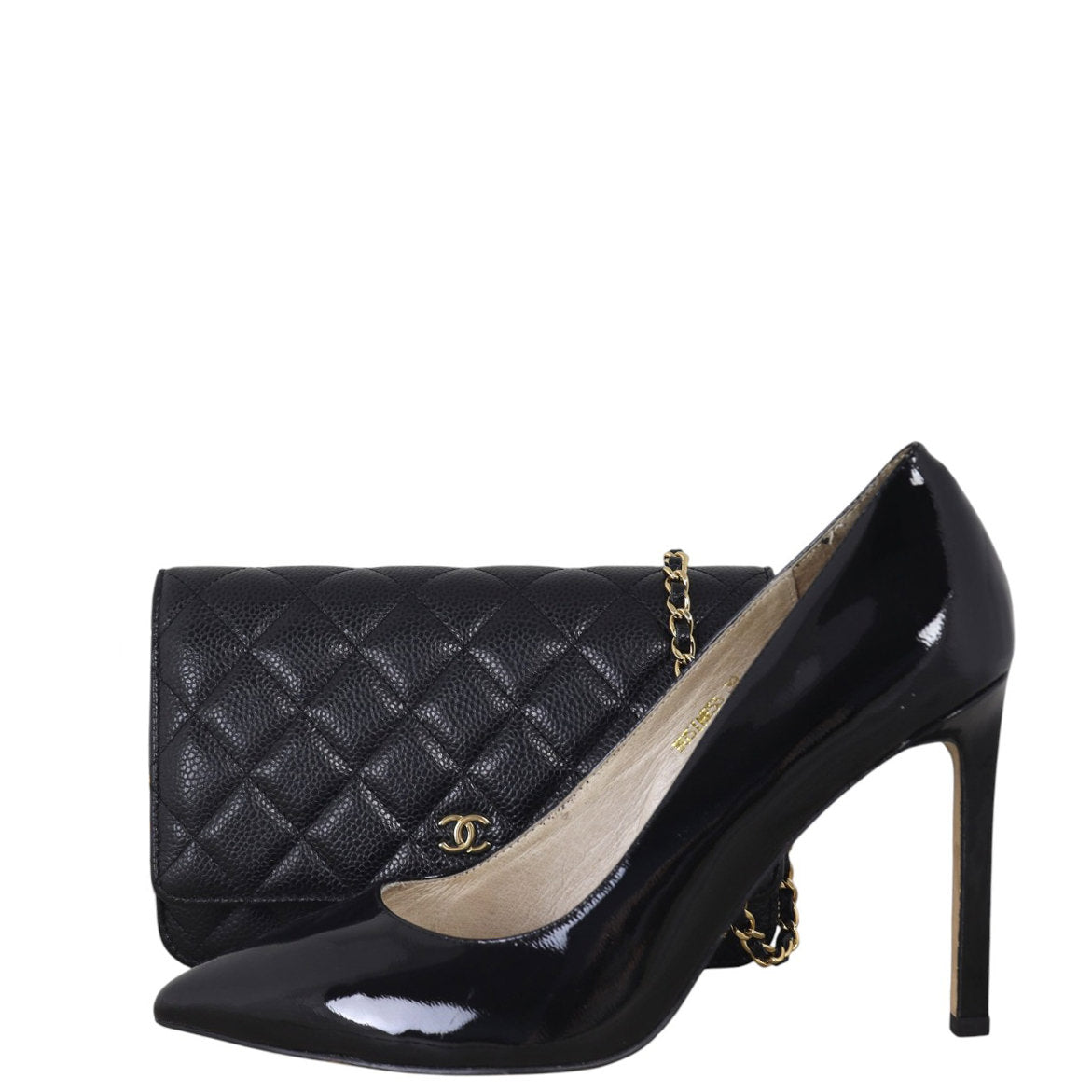 Chanel Classic Wallet on Chain