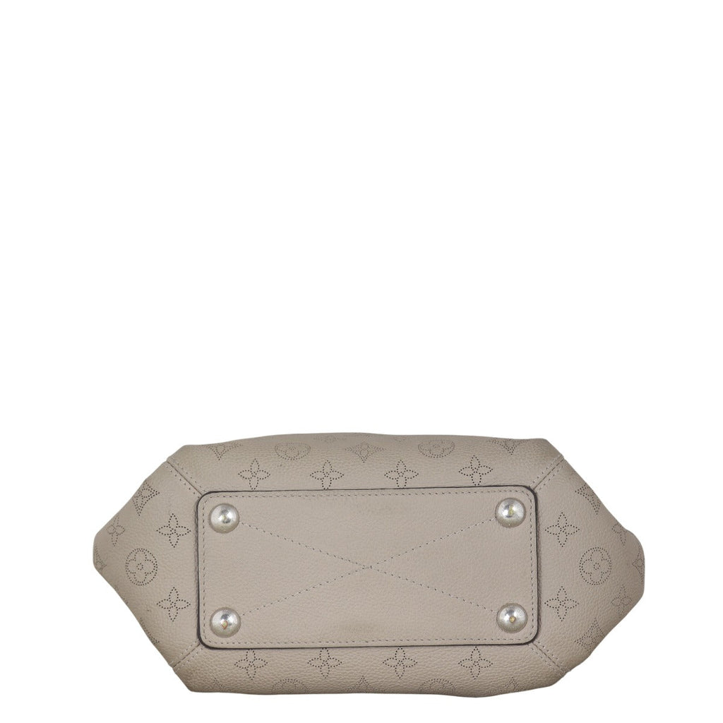 Louis Vuitton Babylone Chain BB Mahina