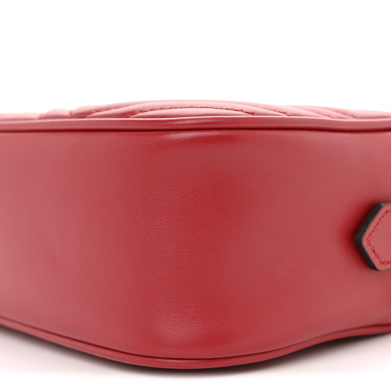 Calfskin Matelasse Small GG Marmont Chain Shoulder Bag Hibiscus Red