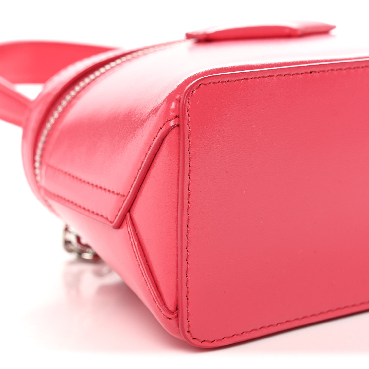 Box Calfskin Antigona Vanity Bag With Chain Neon Pink