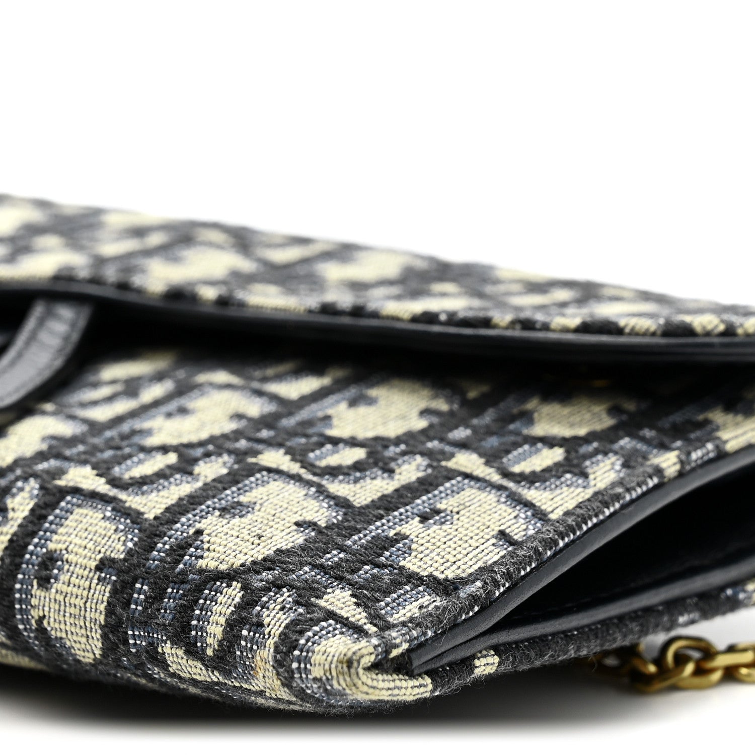 Oblique Saddle Chain Long Wallet Blue