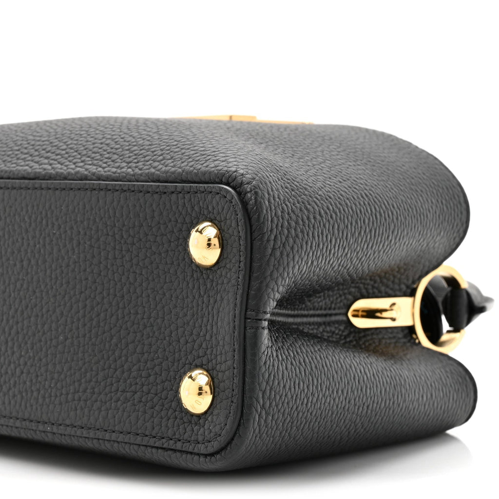 LV X TM Taurillon BB Capucines Black