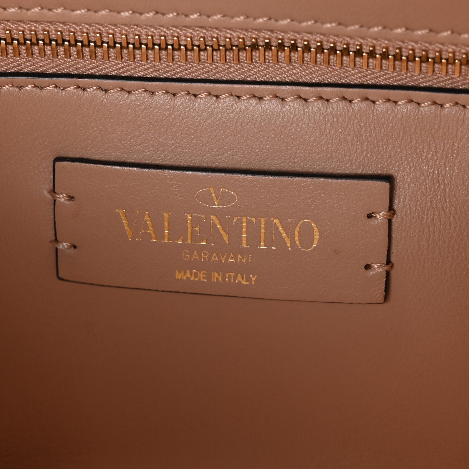 Nappa Medium Roman Stud Shoulder Bag Rose Cannelle