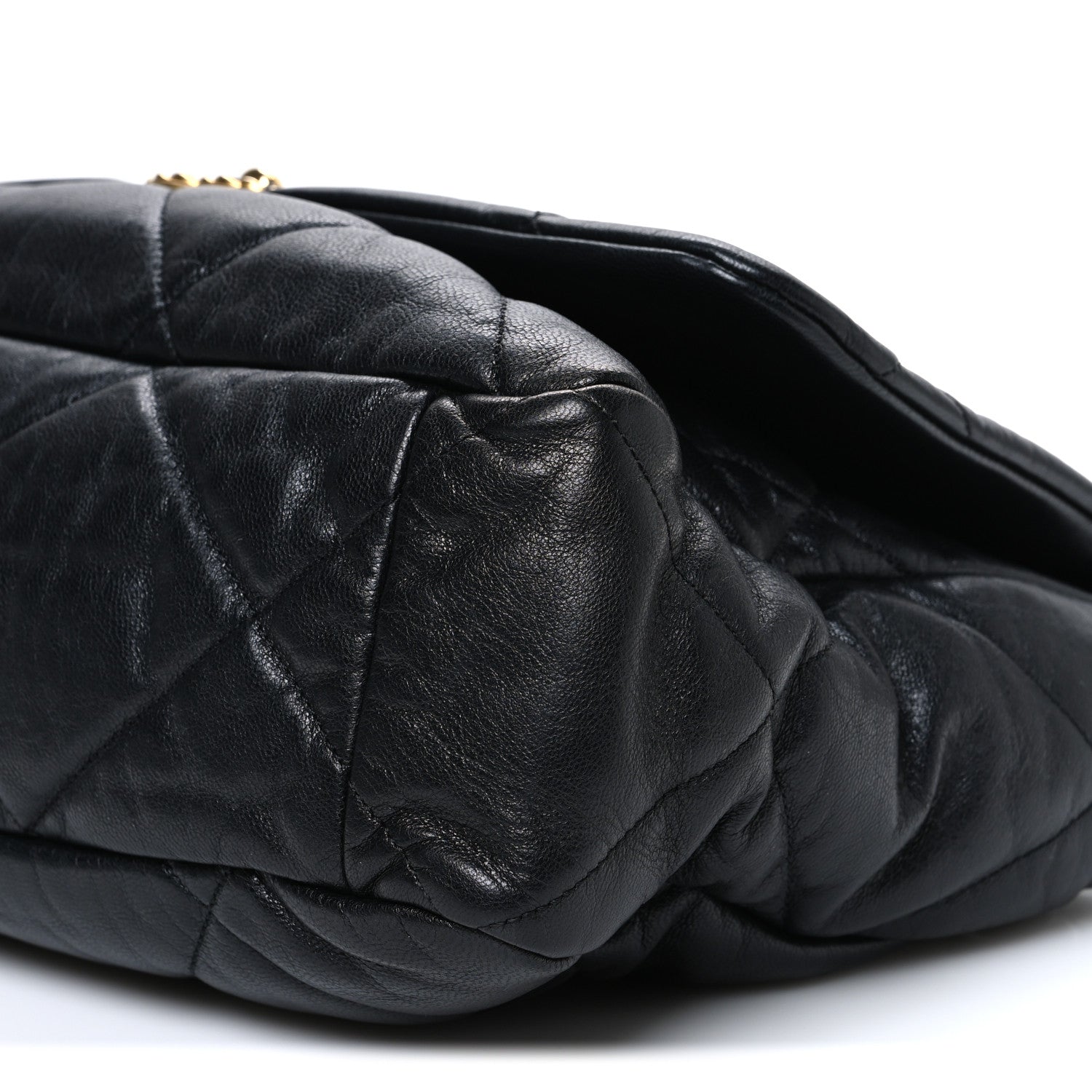 Shiny Goatskin Quilted Maxi Chanel 19 Flap Black