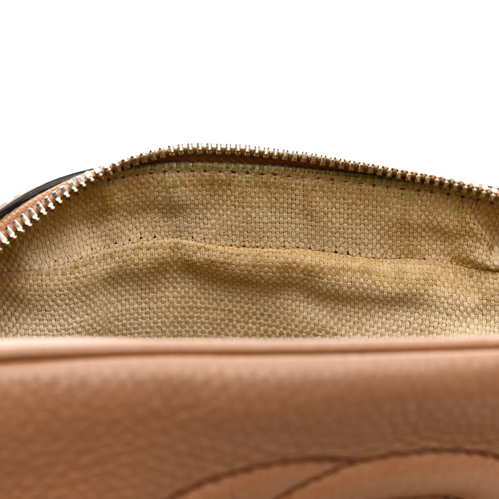 Pebbled Calfskin Small Soho Disco Bag Camelia