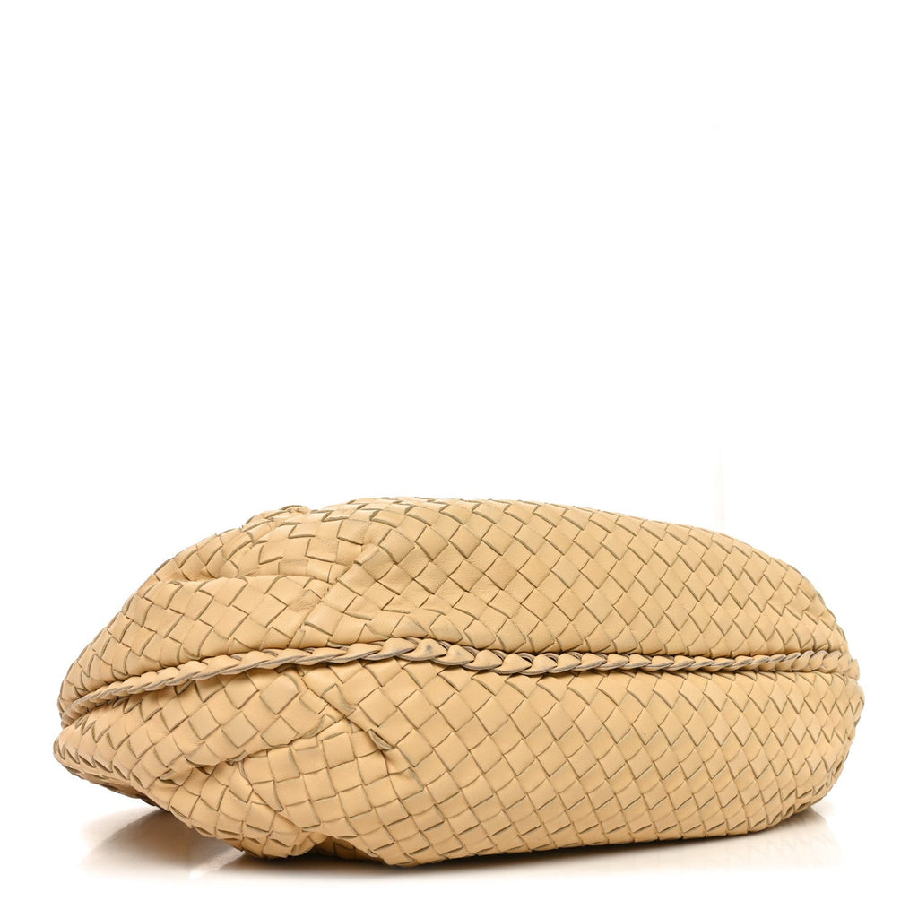 Nappa Intrecciato Medium Belly Veneta Hobo Banane