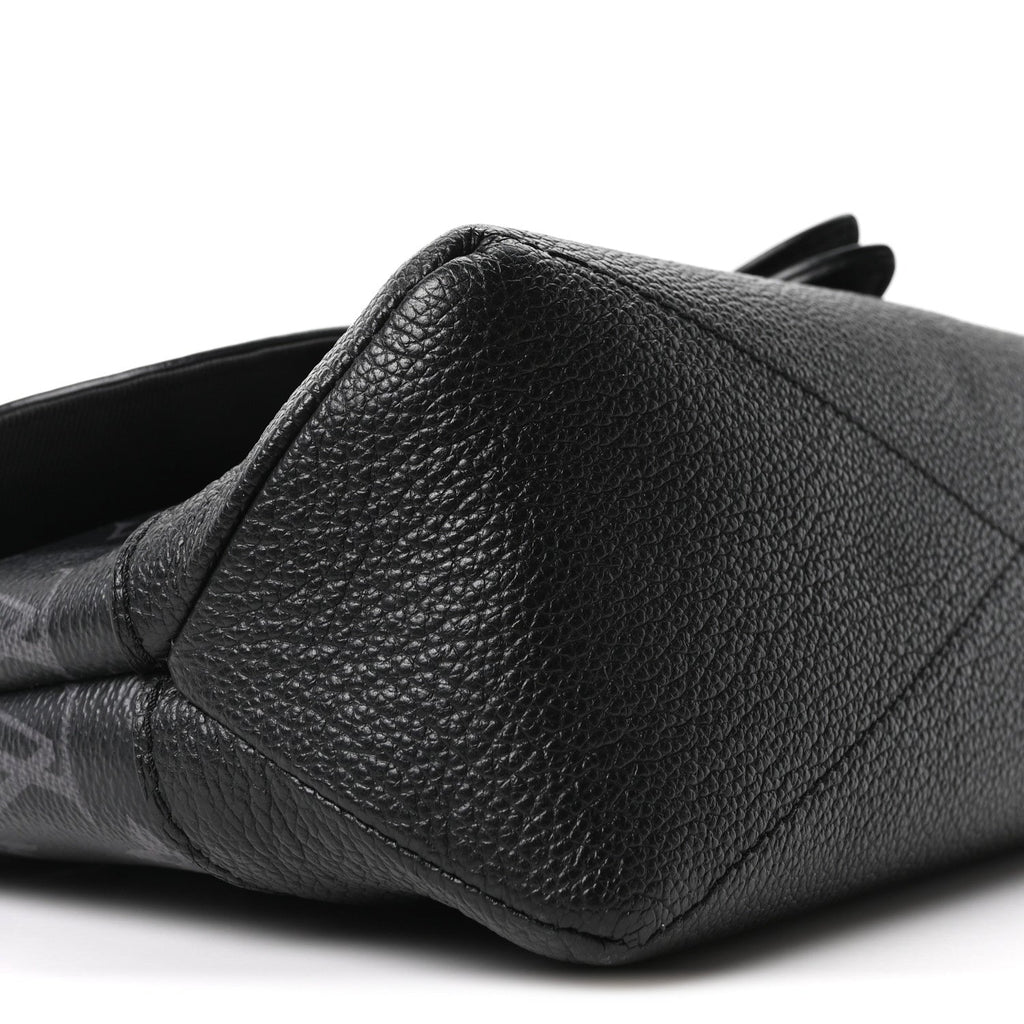 Monogram Eclipse Saumur Messenger NV Black