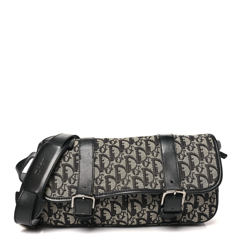 Monogram Messenger Black