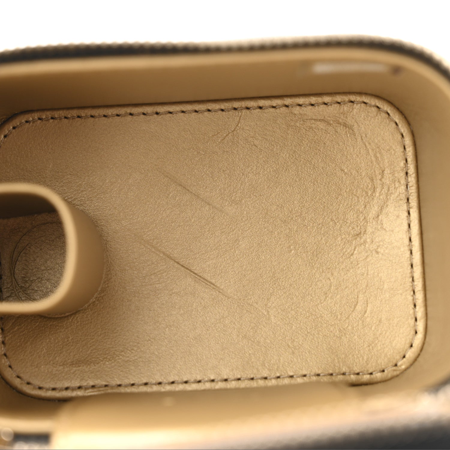 Lambskin Quilted Mini Pearl Crush Vanity Case With Chain Black