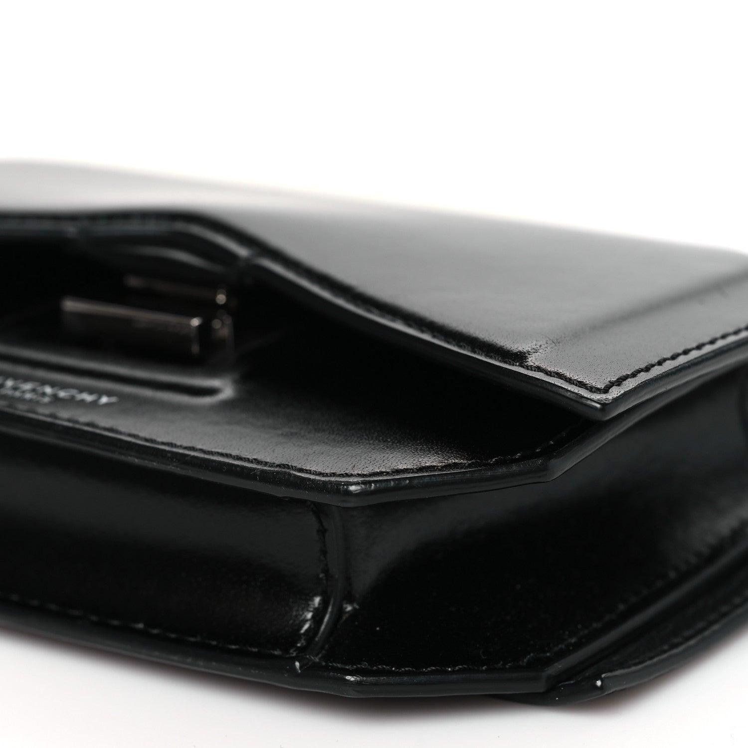 Calfskin Bow Cut Chain Wallet Black