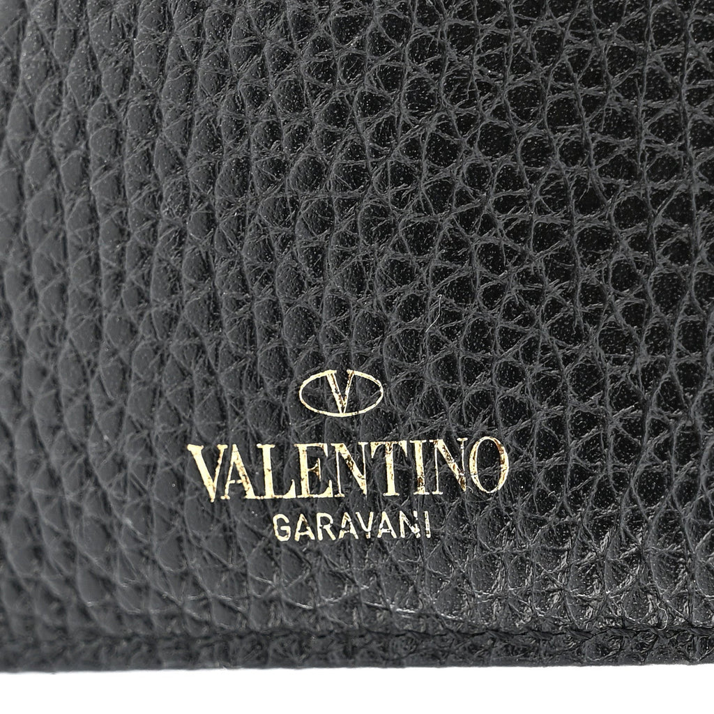 Pebbled Calfskin Rockstud  Holder Black