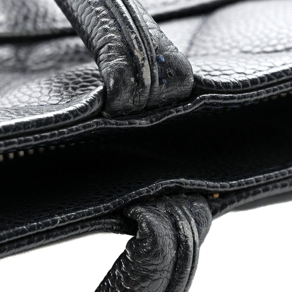Caviar Quilted Medallion Tote Navy