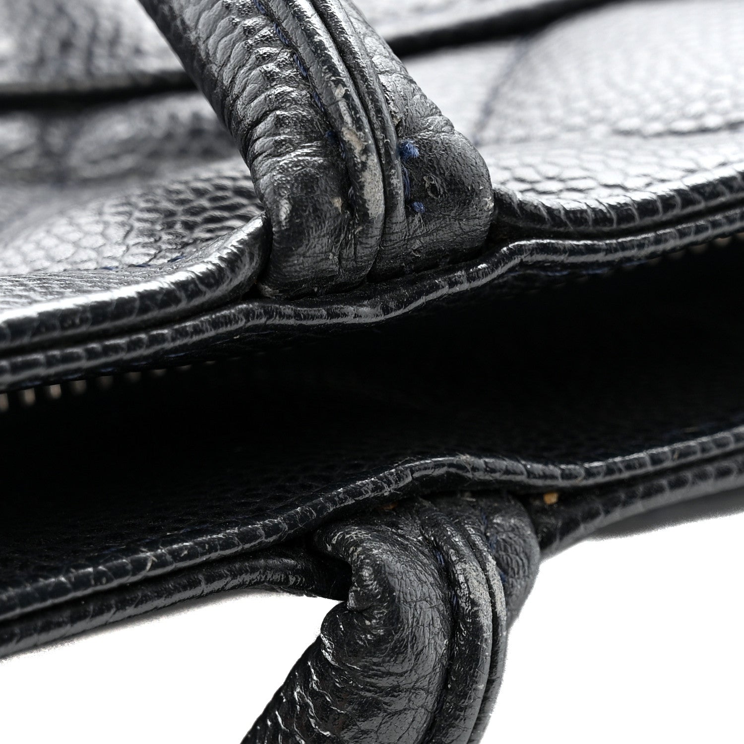 Caviar Quilted Medallion Tote Navy