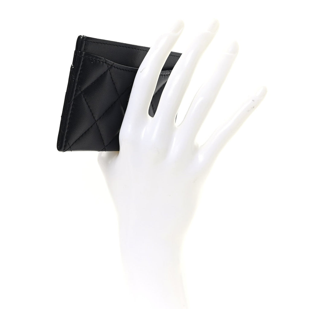Pearly Lambskin Quilted  Holder So Black