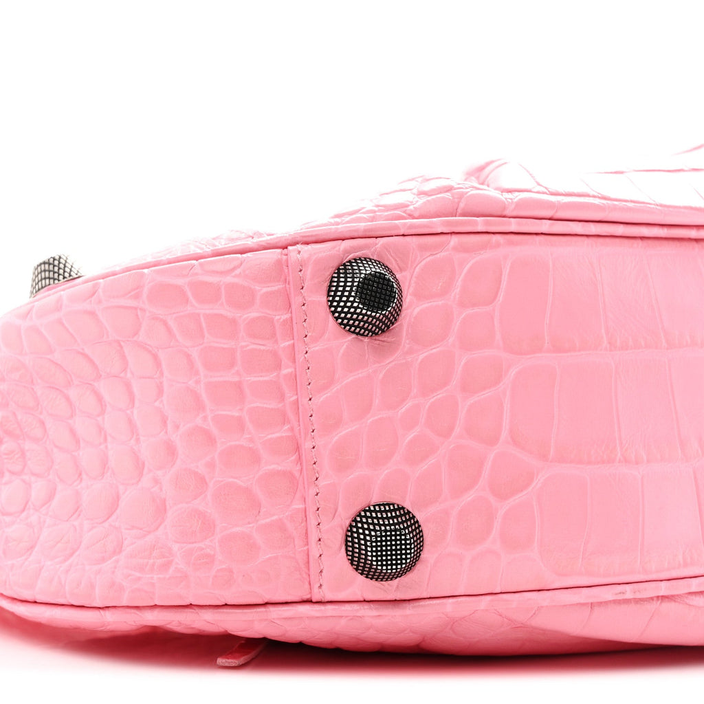 Extra Supple Calfskin Crocodile Embossed Small Le Cagole Shoulder Bag Sweet Pink