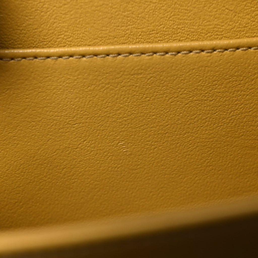 Caviar Quilted Small CC Filigree Vanity Case Yellow