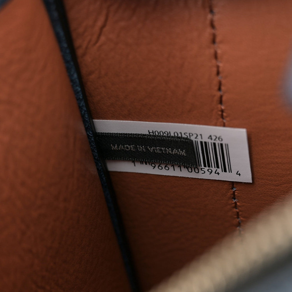 Grained Calfskin Small The Tote Bag Blue Sea