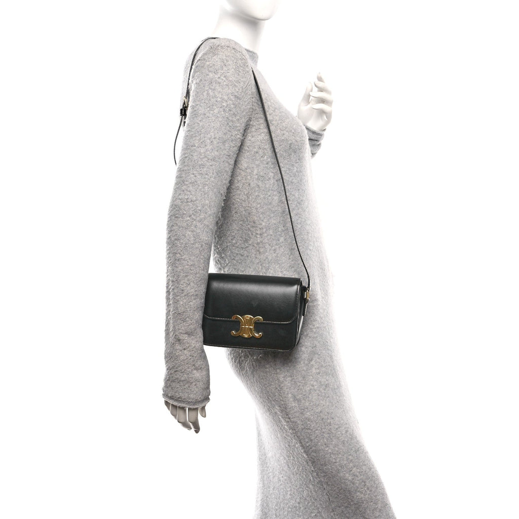 Shiny Calfskin Teen Triomphe Black