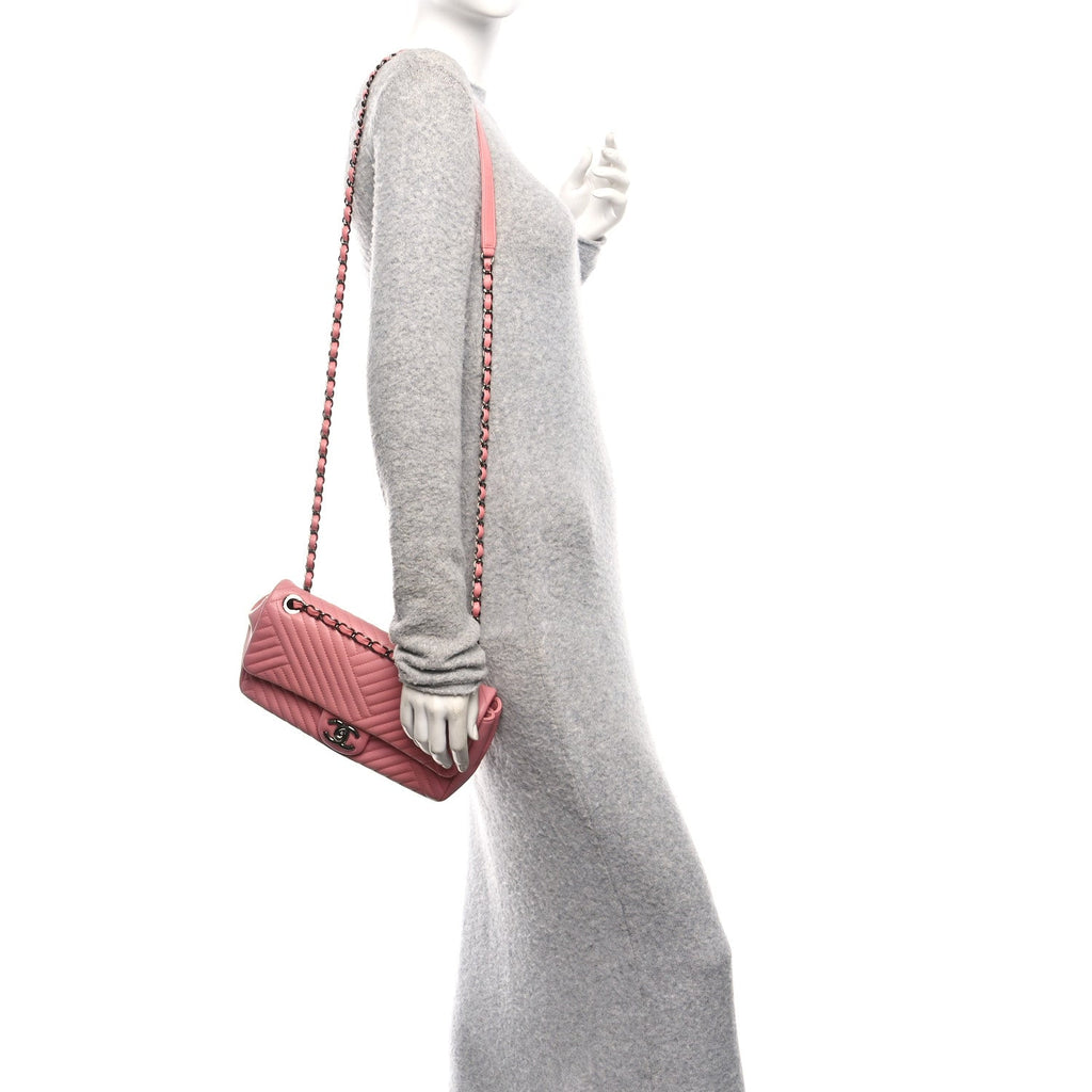 Lambskin Quilted Medium CC Crossing Flap Pink