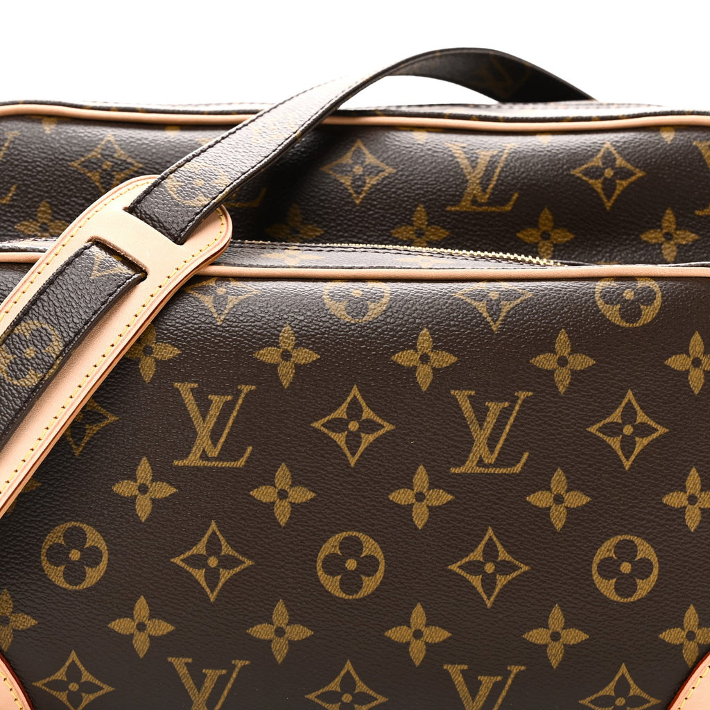 Monogram Nil 28