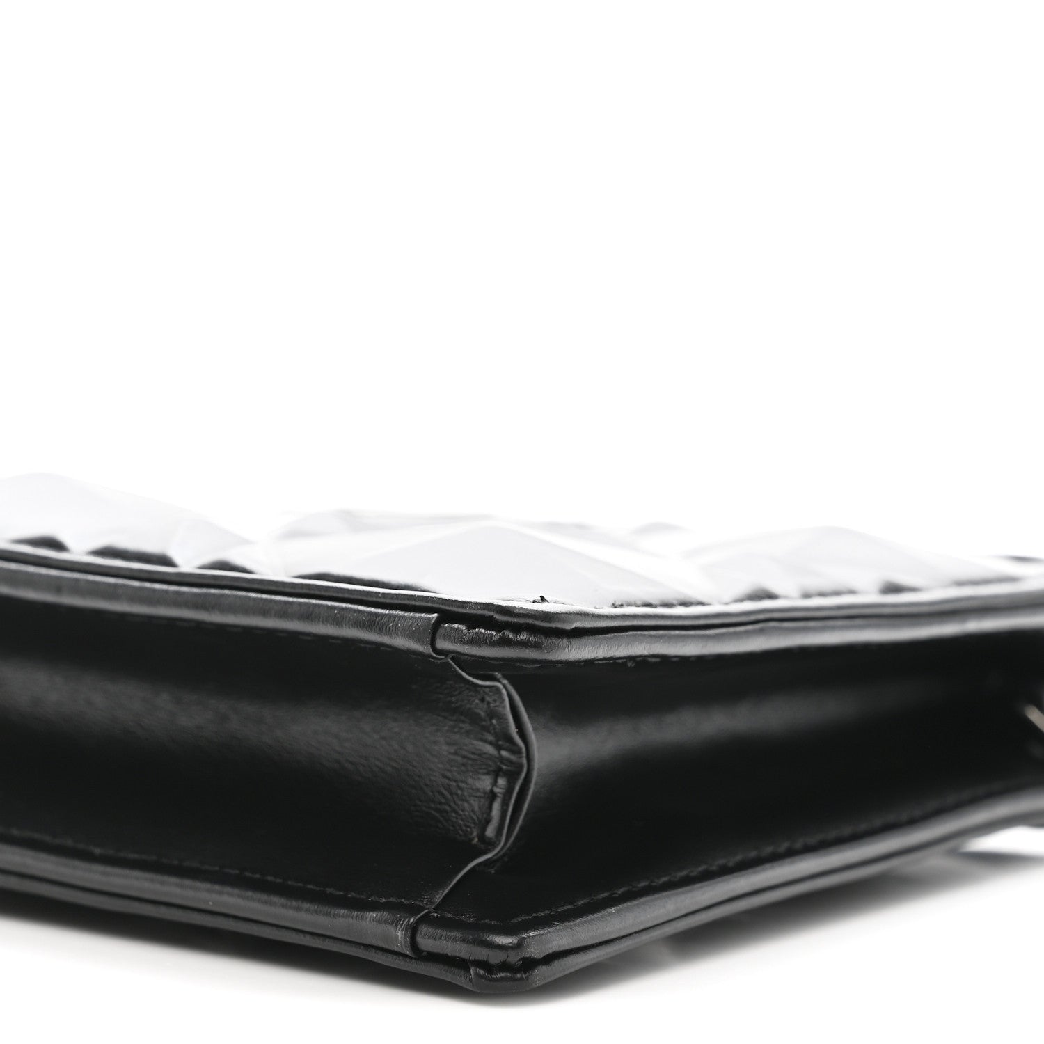Calfskin Macrocannage Diamond Caro Zipped Pouch With Chain Black