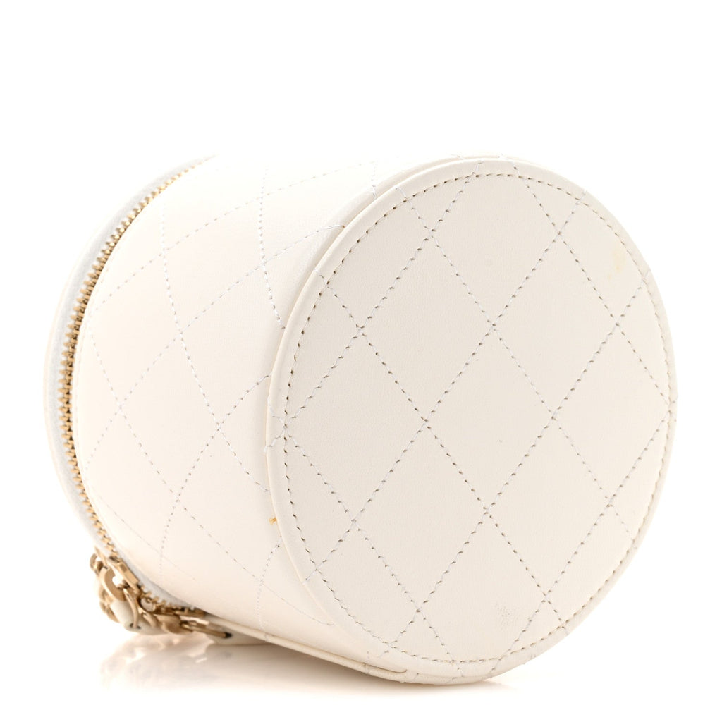 Lambskin Quilted Round Small Vanity Case With Chain White Black