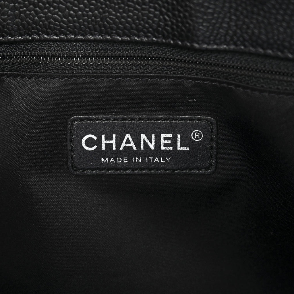 Caviar Quilted Grand Shopping Tote GST Black