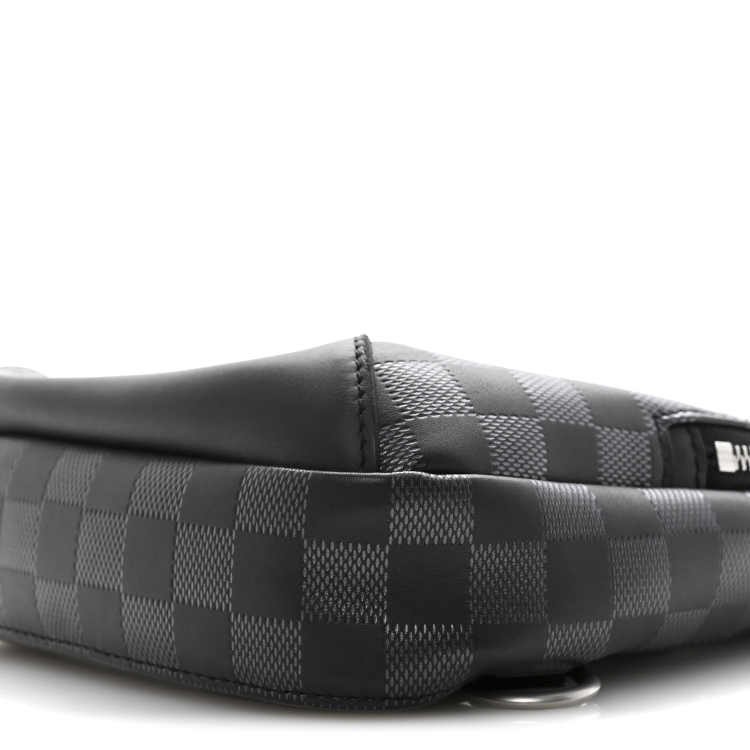 Damier Graphite Avenue Sling Bag Onyx Silver