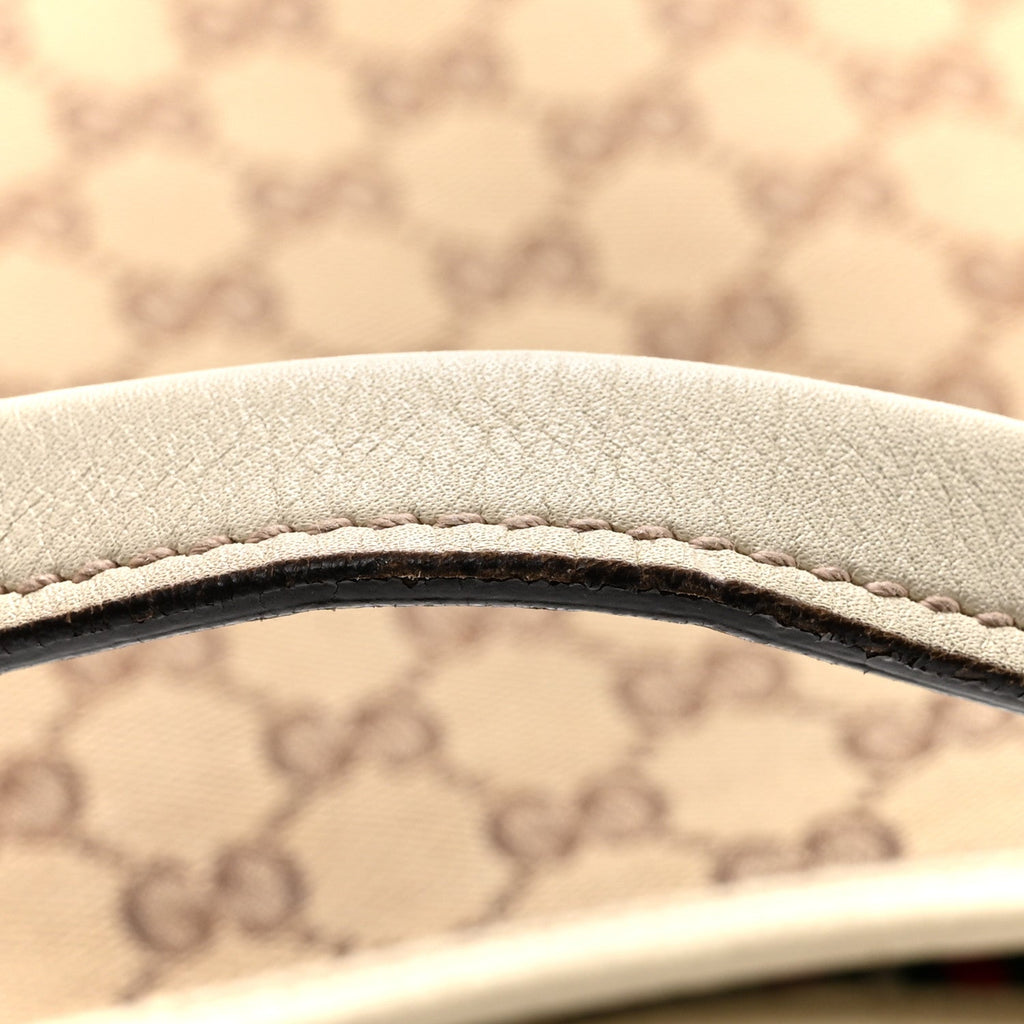 Monogram Medium New Britt Hobo Off White
