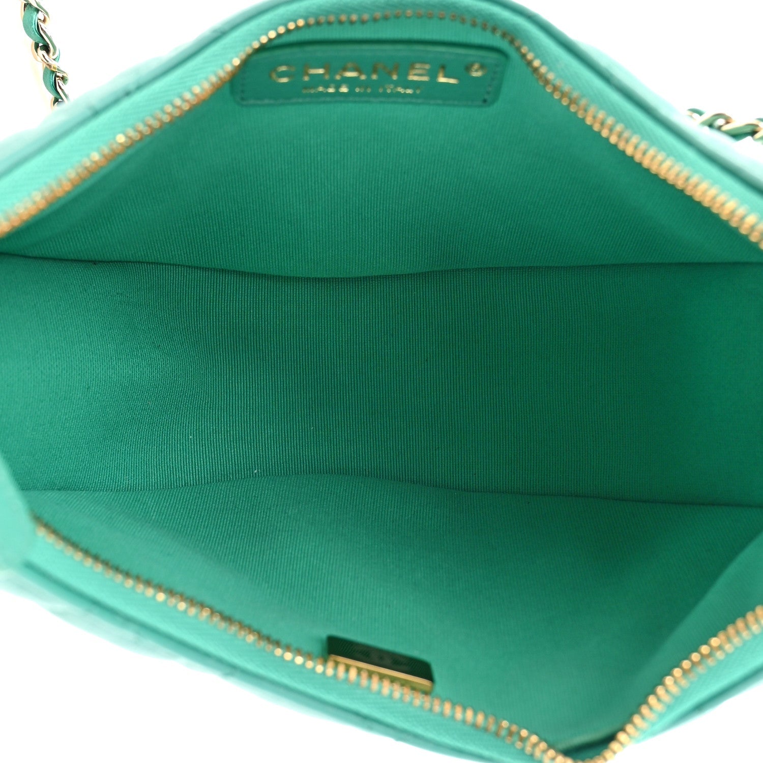 Lambskin Quilted Chain Around Hobo Green