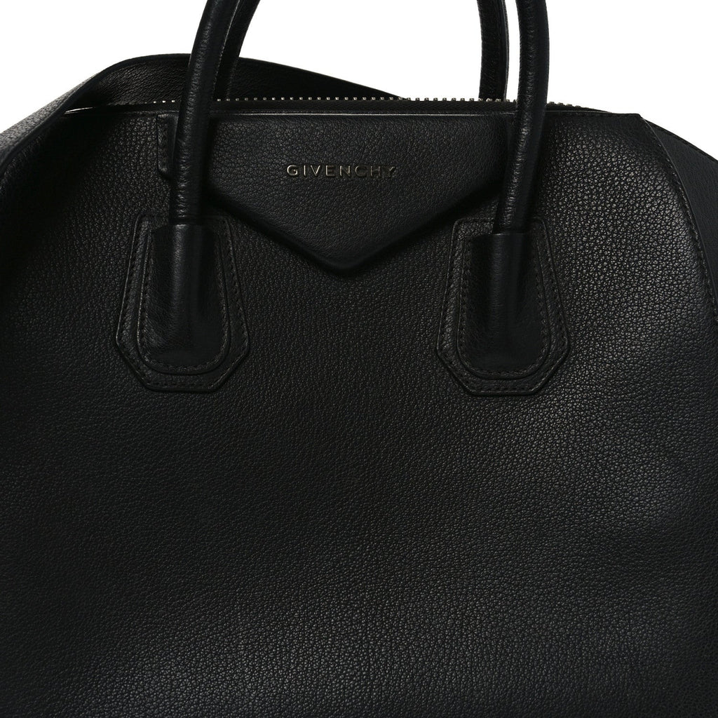 Sugar Goatskin Medium Antigona Black