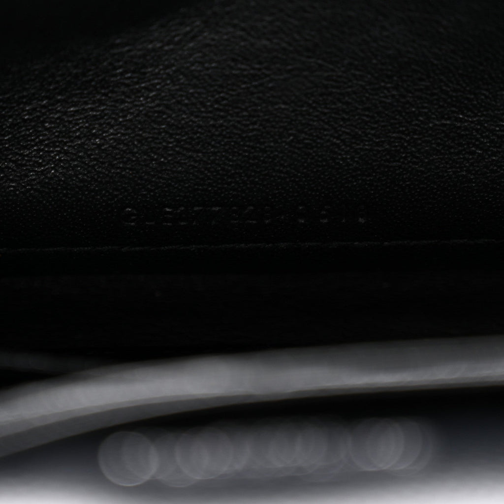 Grain De Poudre Matelasse Chevron Monogram Chain Wallet Black