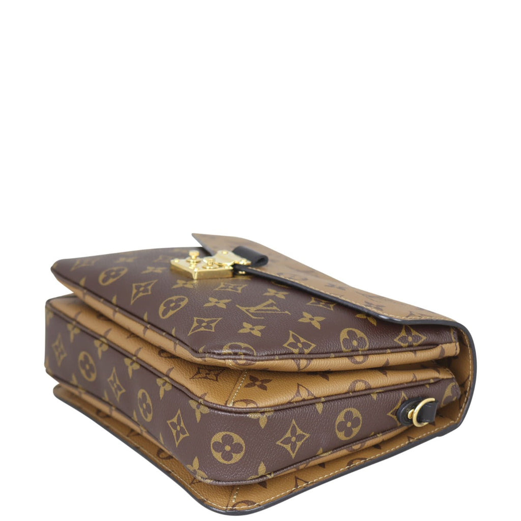 Louis Vuitton Pochette Metis Monogram Reverse