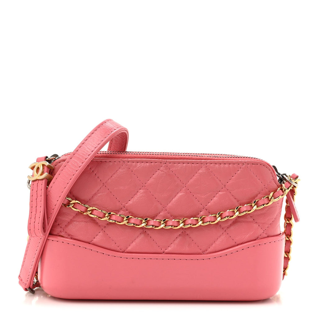 Aged Calfskin Quilted Small Gabrielle Clutch With Chain Pink