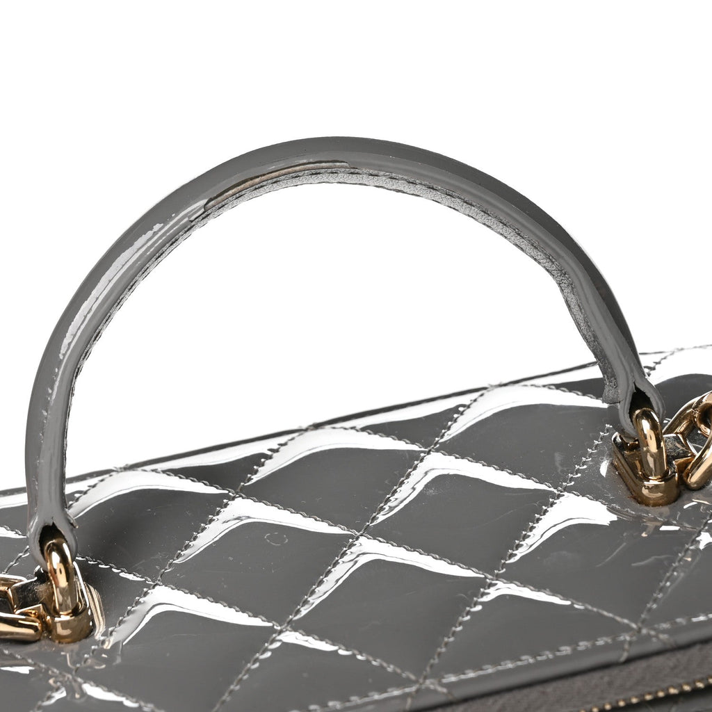 Patent Quilted Quilted Small Top Handle Vanity Case With Chain Grey