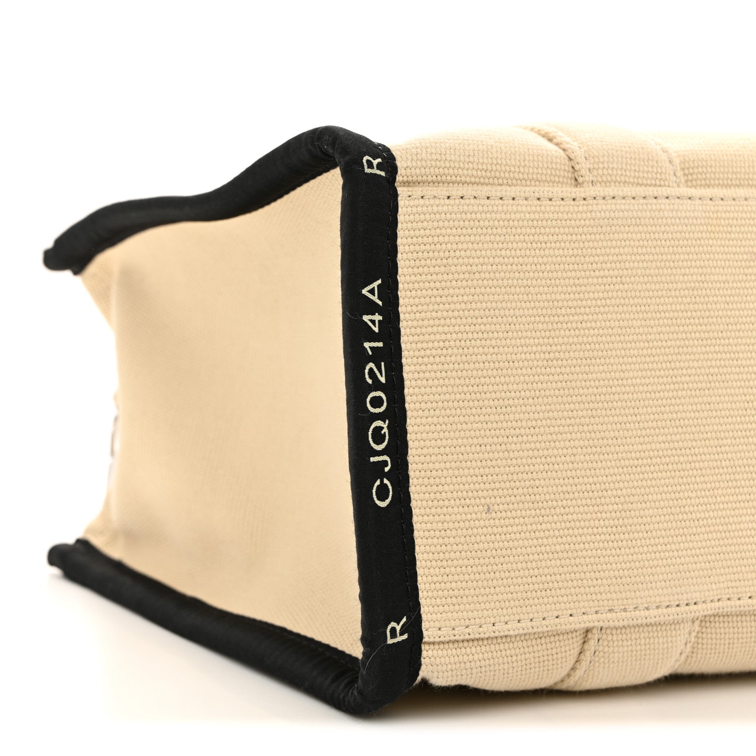 Jacquard Medium The Traveler Tote Bag Warm Sand