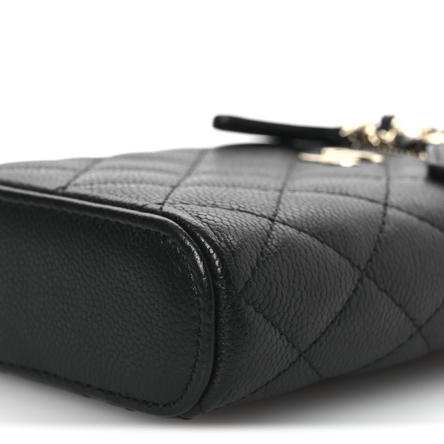 Caviar Quilted Small Vertical Coco Beauty Vanity Case With Chain Black