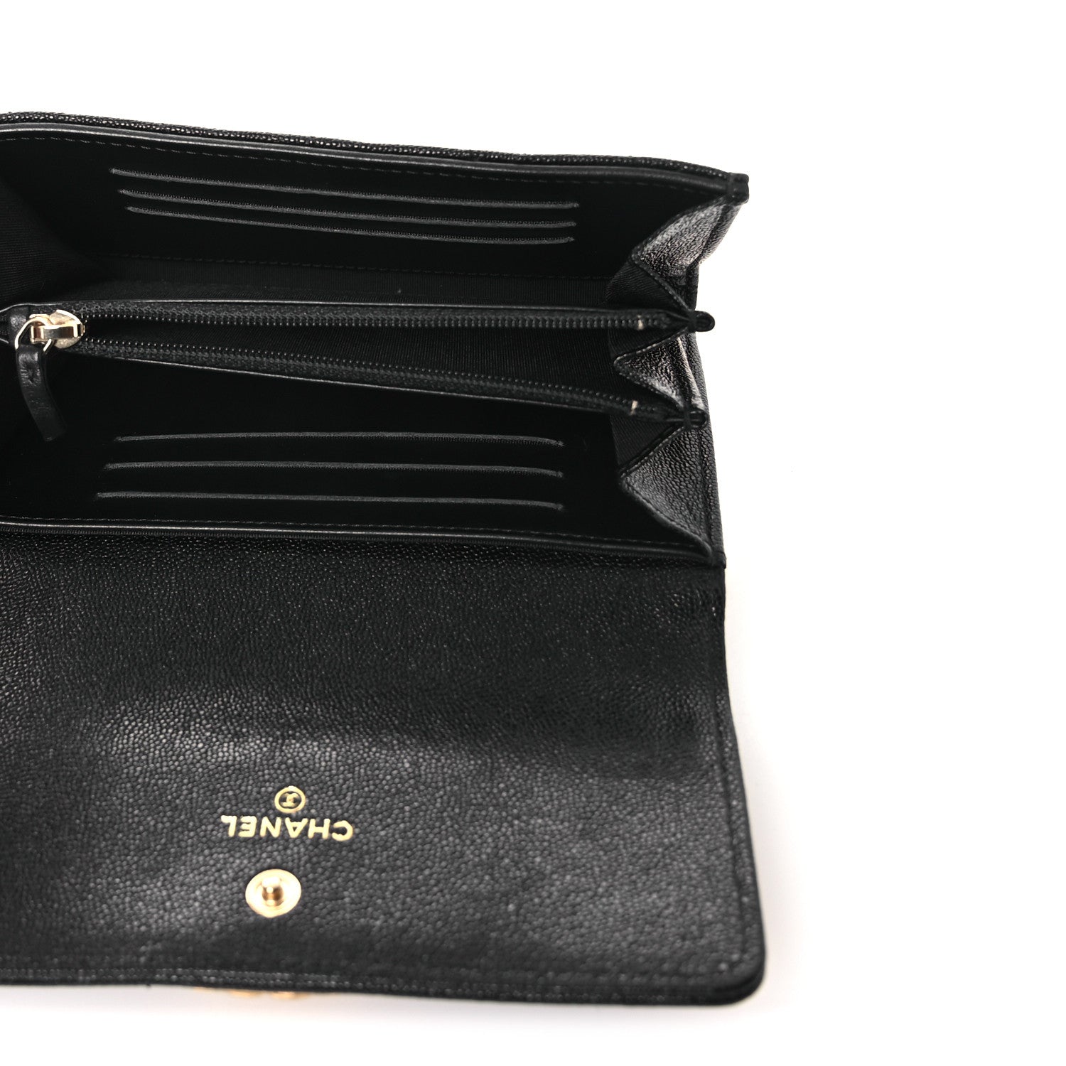 Caviar Quilted Medium Boy Flap Wallet Black