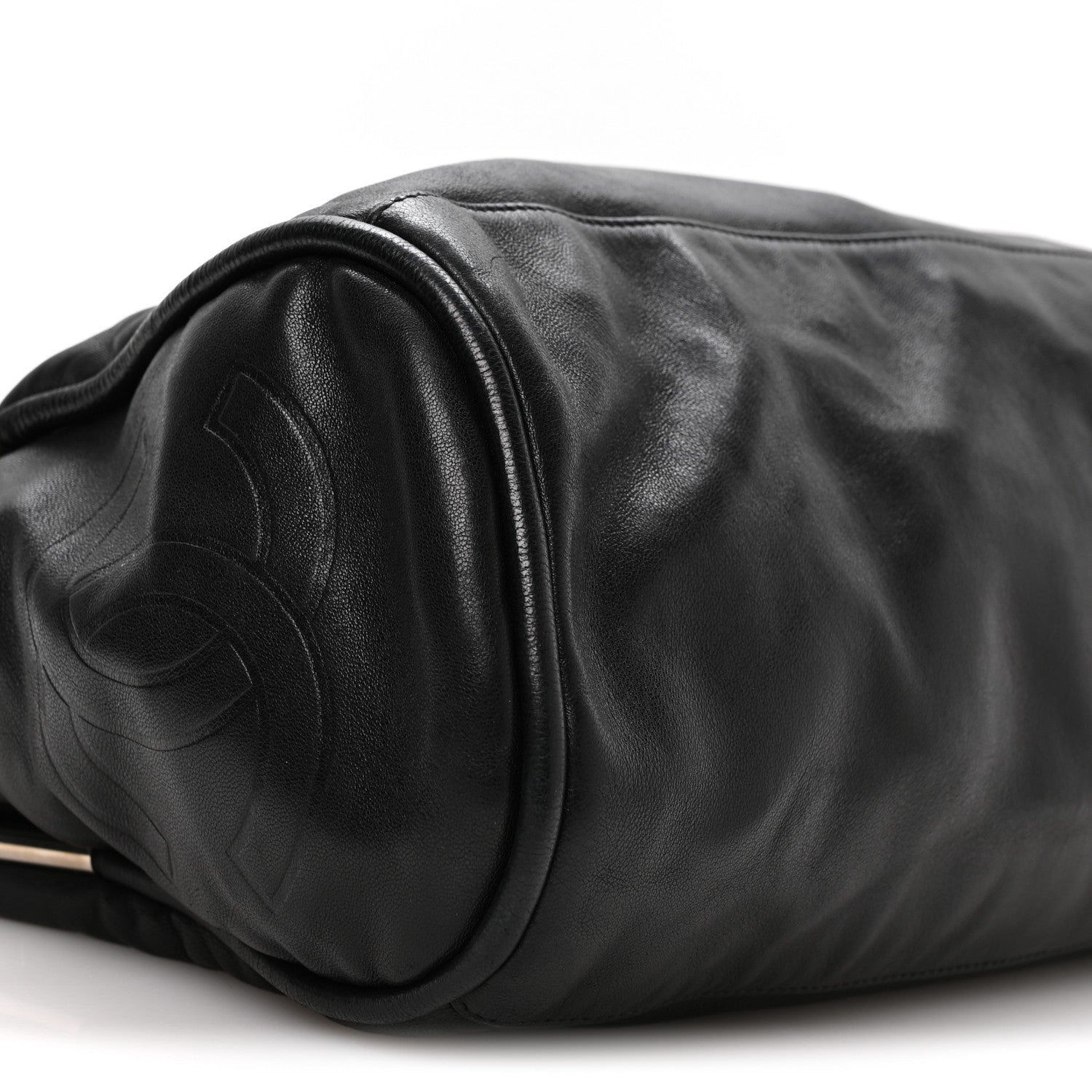 Lambskin Large Ultimate Soft Tote Black