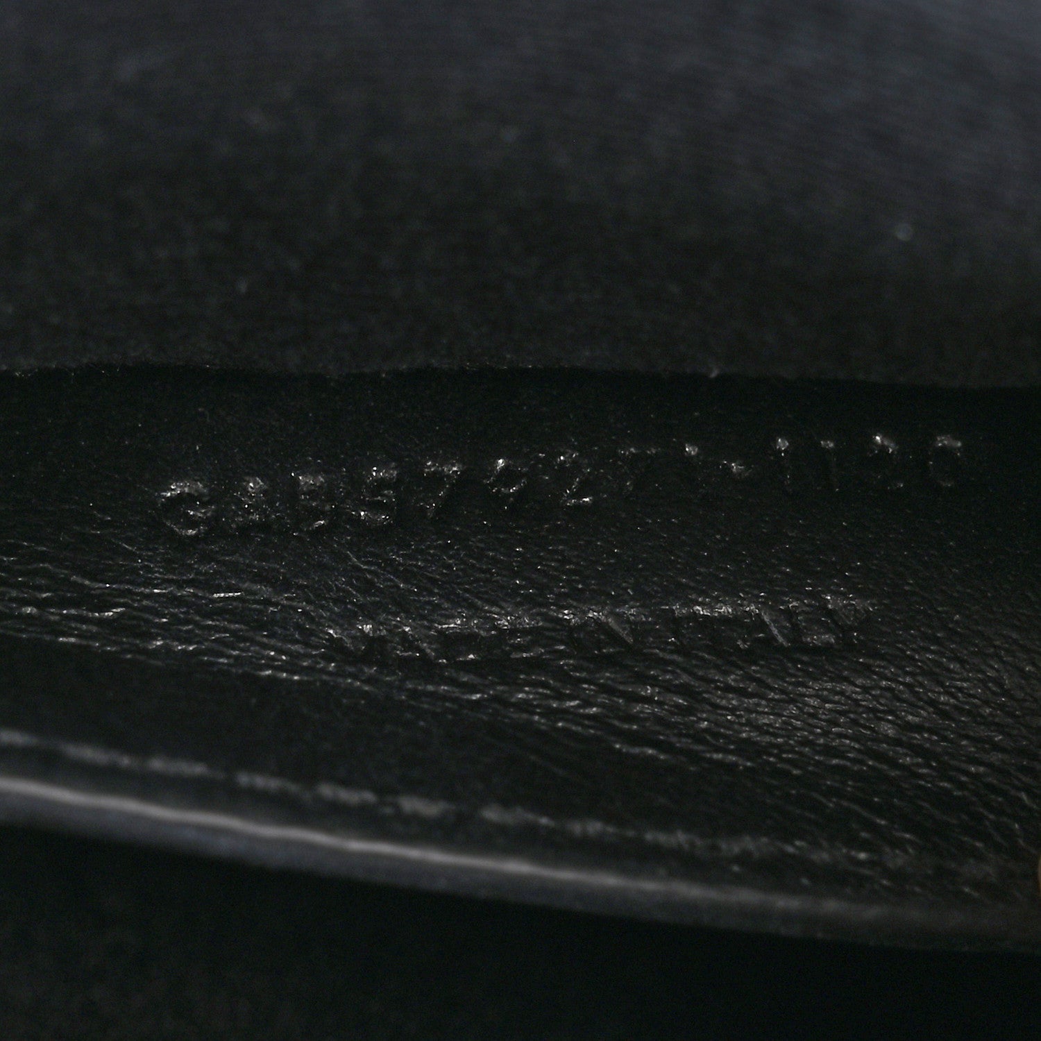 Shiny Calfskin Crocodile Embossed Manhattan Baguette Black
