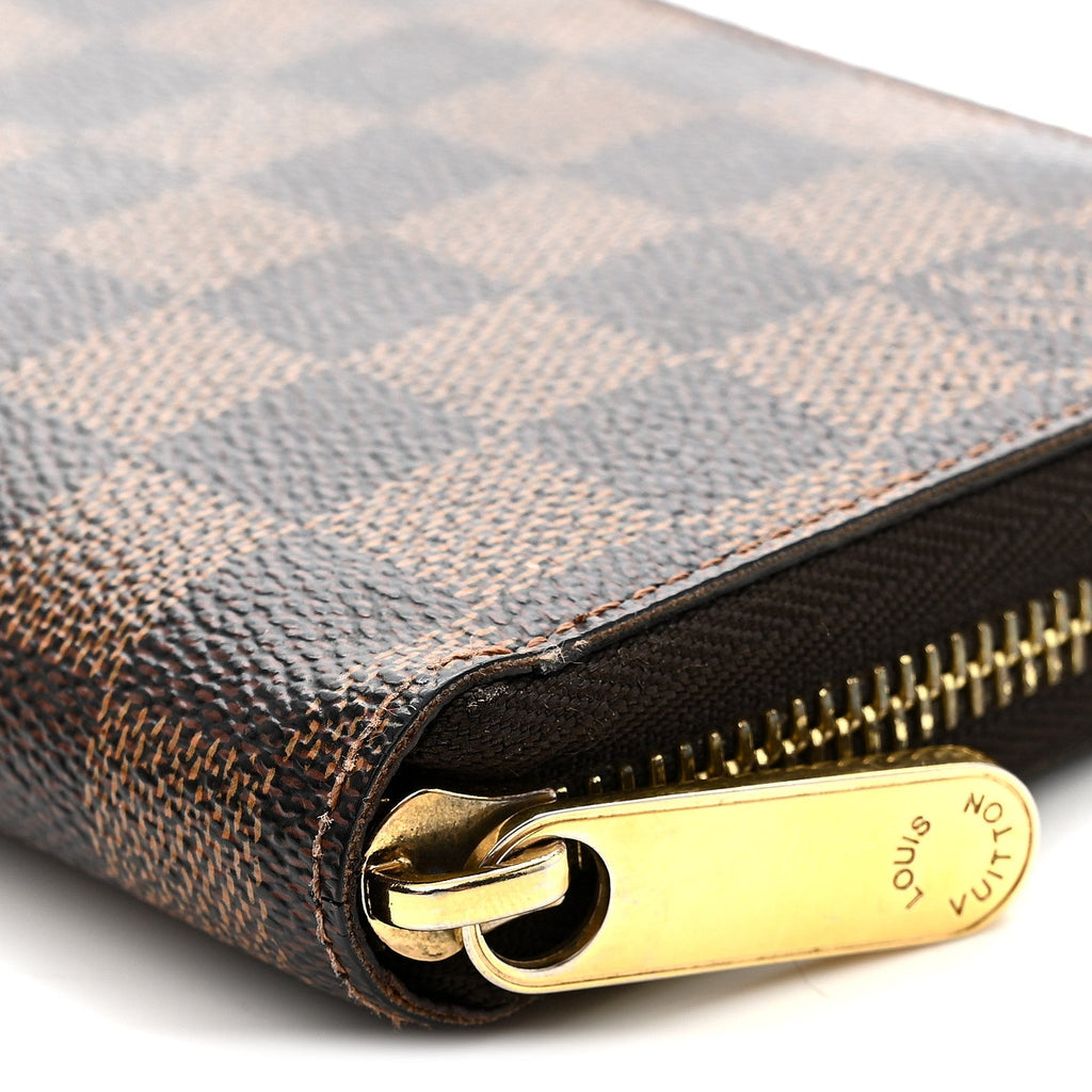 Damier Ebene Zippy Wallet