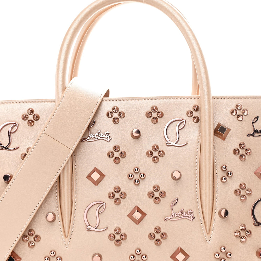 Calfskin Spikes Loubinthesky Medium Paloma Leche
