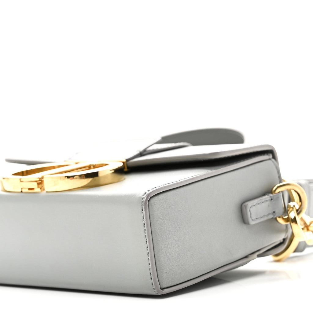 Box Calfskin 30 Montaigne Box Bag Gray